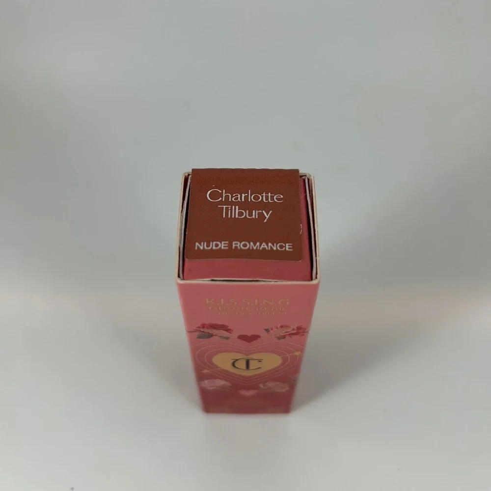Charlotte Tilbury K.I.S.S.I.N.G Lipstick Nude Romance Refillable Satin‎ - NEW